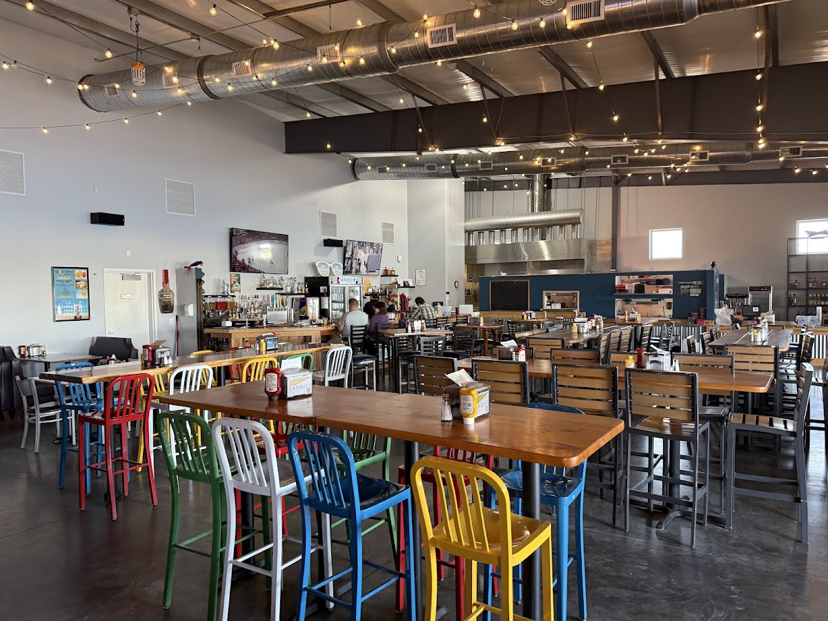 The Weekend Lakeside Bar & Grill